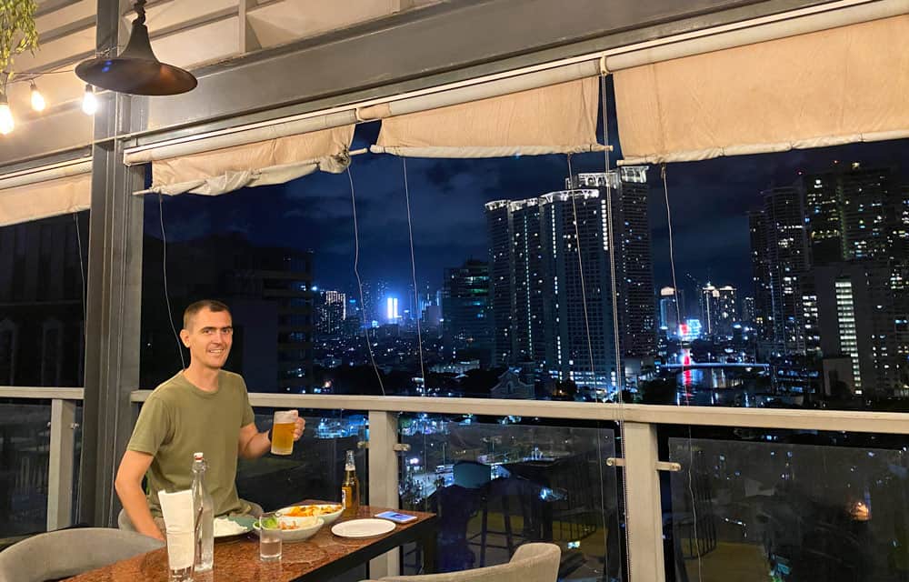 restaurant with beautiful views in Manila