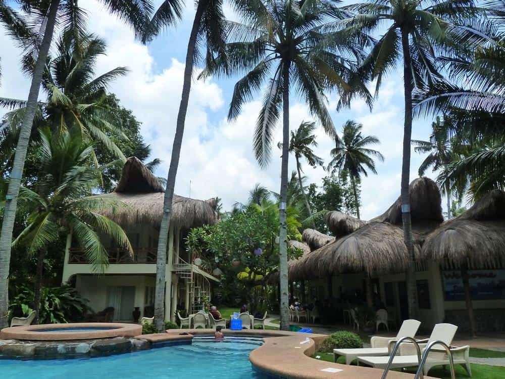 Mike's Dauin Dive Resort on Apo Island