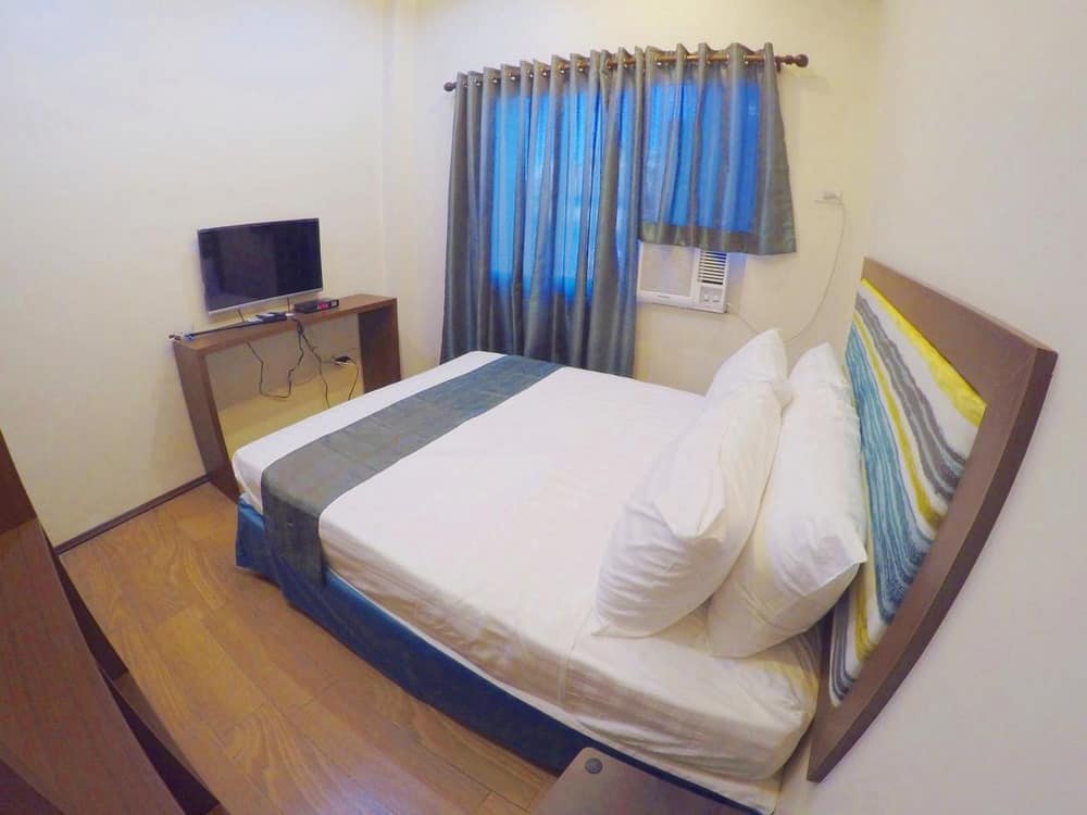 Golden Gate Suites Dumaguete