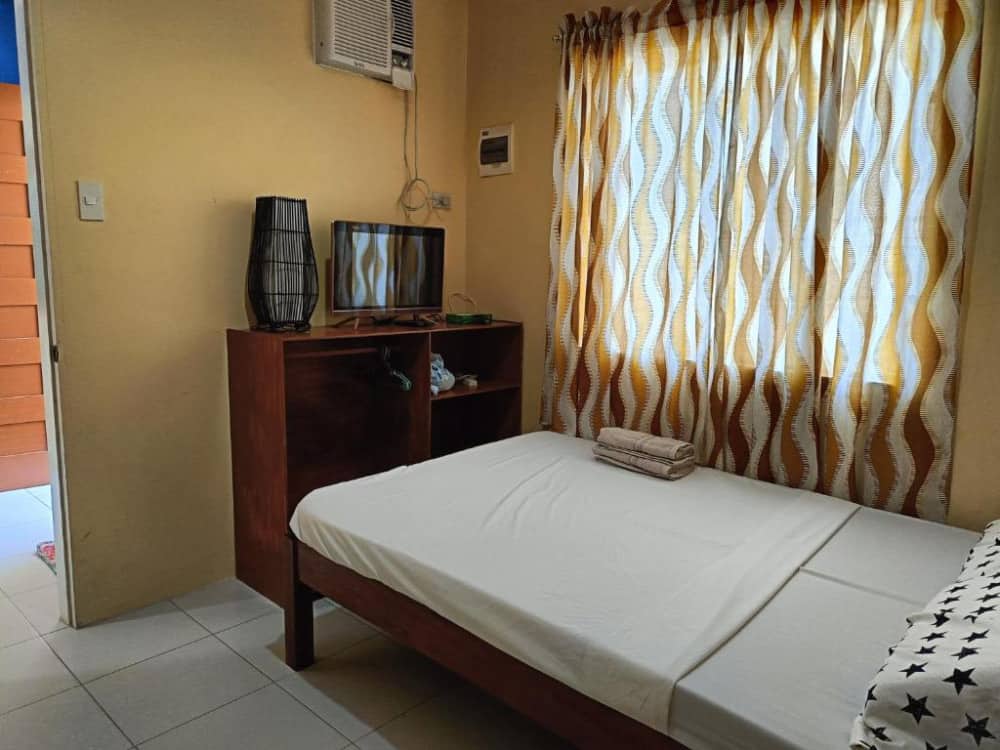 Allen Marie Shiphaus cheap stay in Bantayan