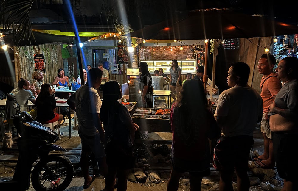 Raquel’s Canteen, cheap food
