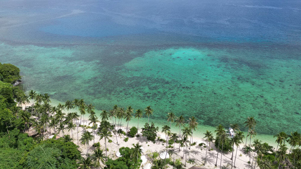 Dryft beach, near El Nido