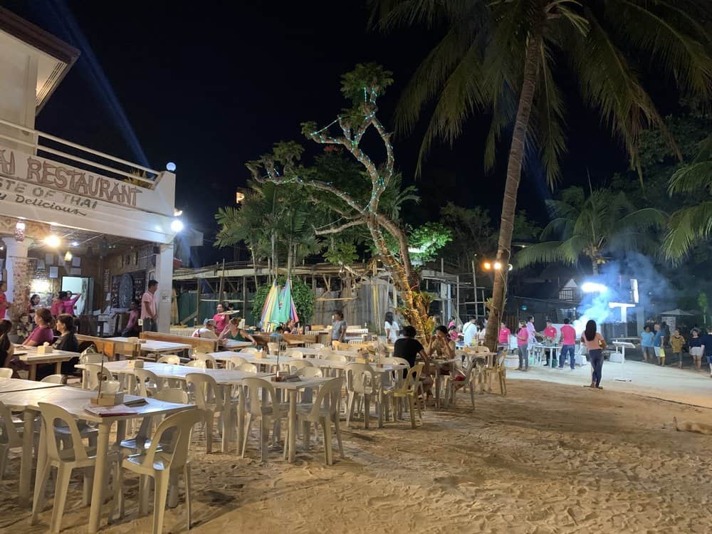 What to do in Alona Beach Bohol