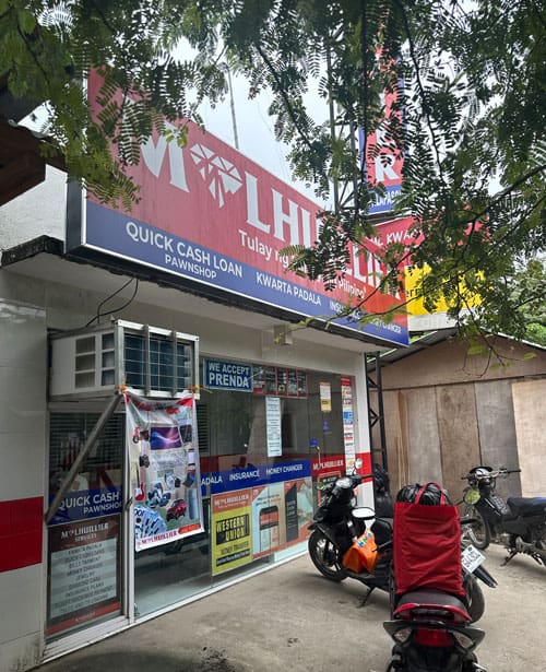 Pawnshop in the Philippines to withdraw money