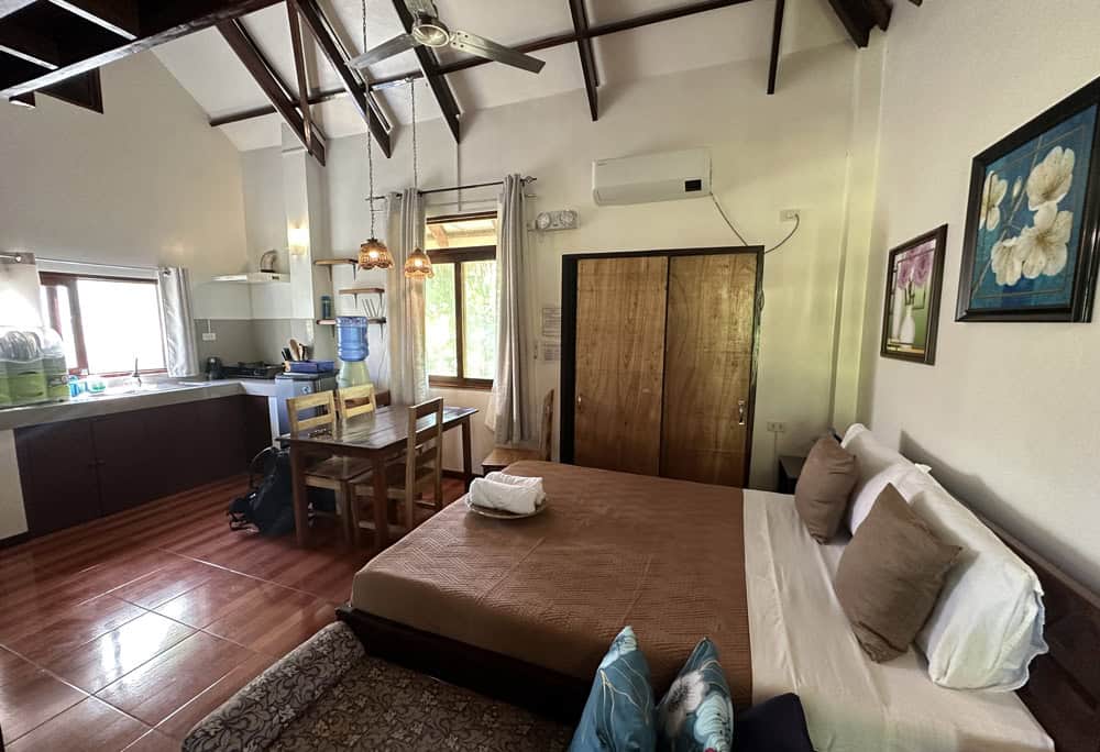 Isola del Sole villa Siargao